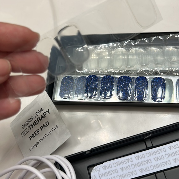 Dashing Diva Starter Kit, lamp, glaze nails - Picture 6 of 7